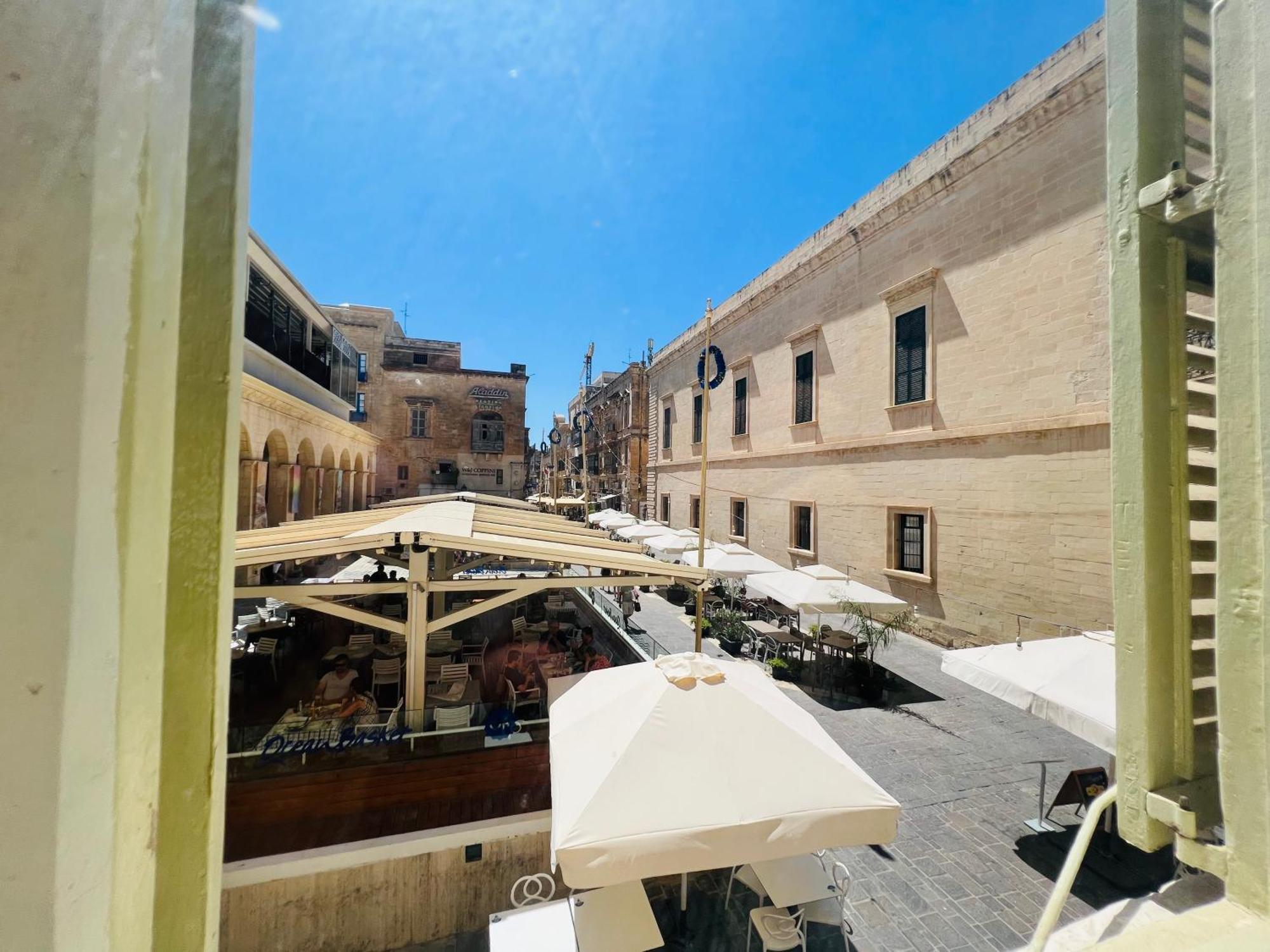 Coffee Loft - Grand Master Palace Valletta Exteriör bild